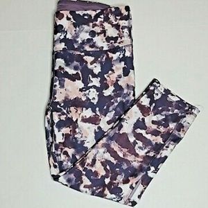 Marika Sport Purple Camo Capri Legging L